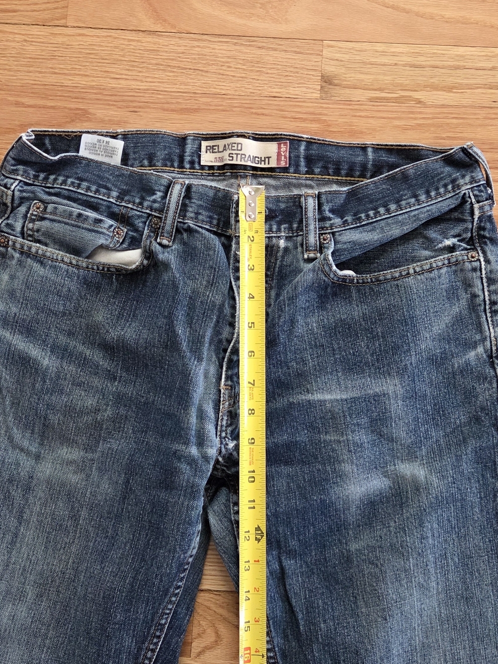 Levi's 559 Men's Blue Denim Jeans - Relaxed Straight Fit - Picture 2 of 4
